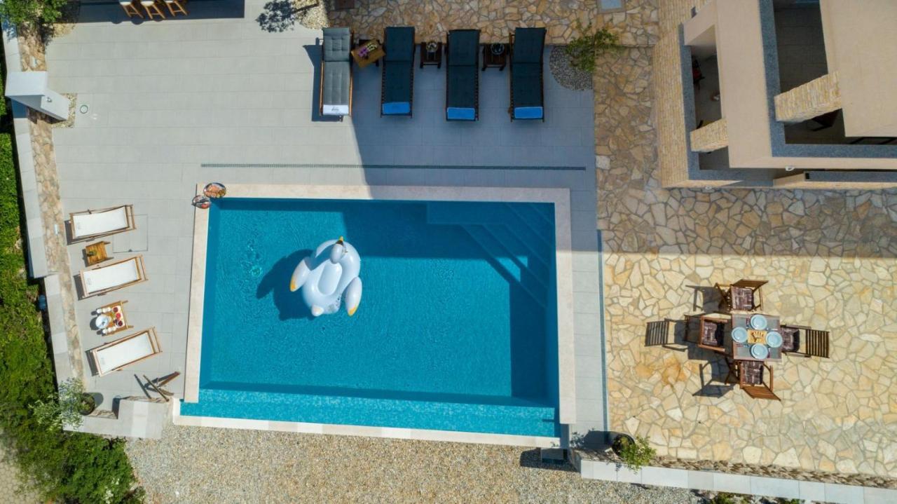 Luxury Villa Allen With Pool Klimno Exteriér fotografie