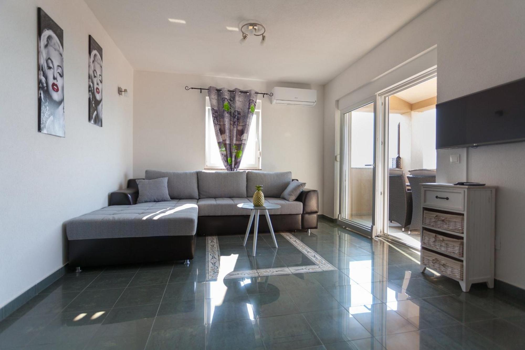 Luxury Villa Allen With Pool Klimno Pokoj fotografie