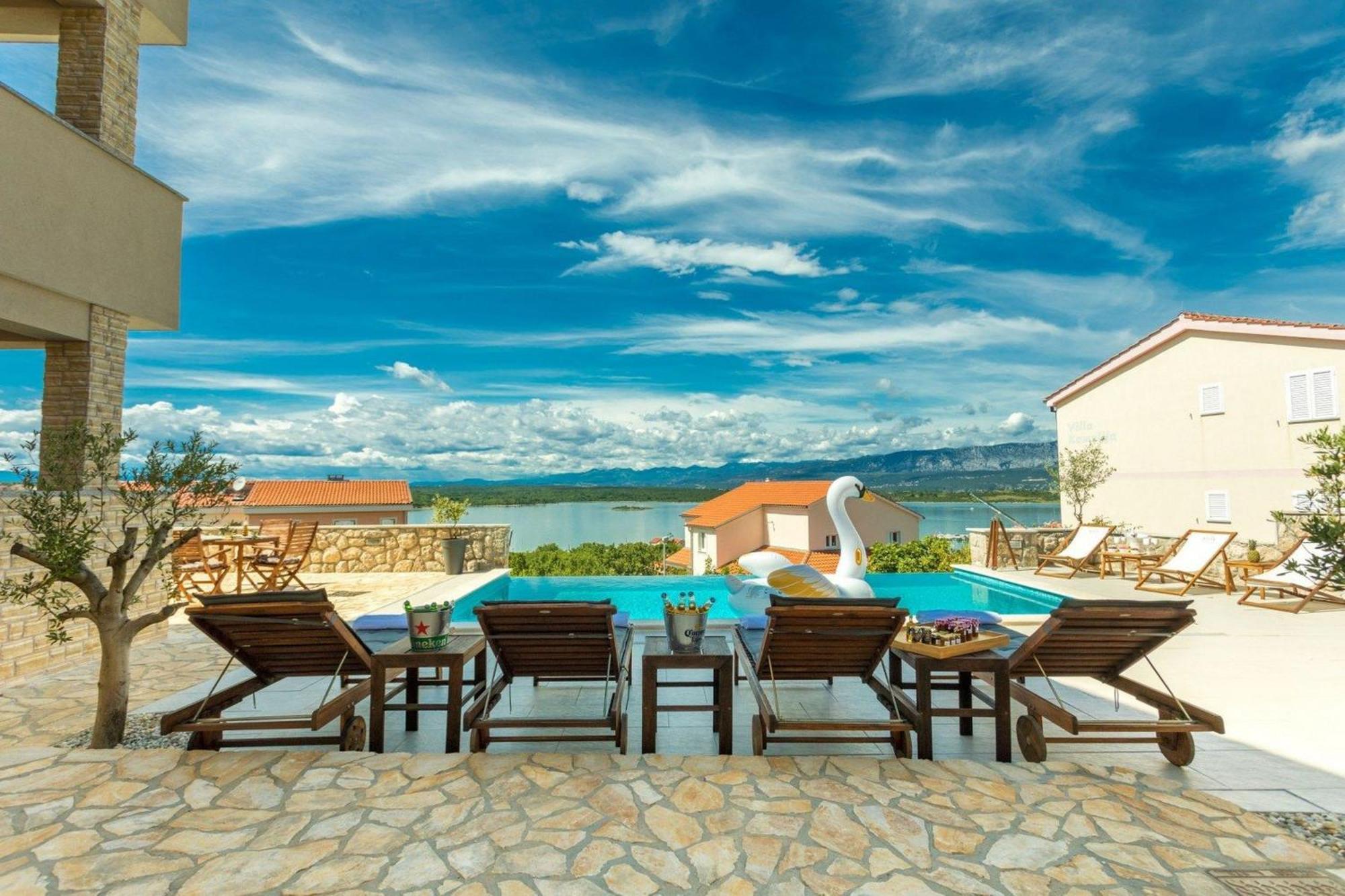 Luxury Villa Allen With Pool Klimno Pokoj fotografie